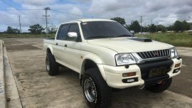 Mitsubishi Strada 2002 for sale