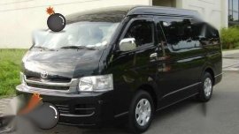 Toyota gl Grandia automatic black 2014 for sale