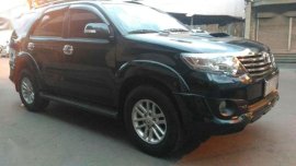 Toyota Fortuner V 4x4 2013 model for sale