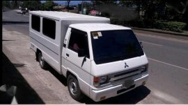 Mitsubishi L300 van model 2014 for sale