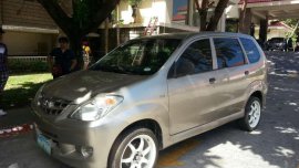 Toyota Avanza 2011 1st owner Beige For Sale 
