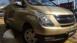 2012 Hyundai Grand Starex Red Central for sale