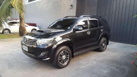 2014 Toyota Fortuner 2.5 V AT 4x2 FOR SALE 