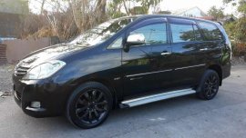 FOR SALE 2010 Toyota Innova V Diesel AT Top of the line