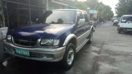 Isuzu Fuego 2004 4wd AT Blue All power For Sale 