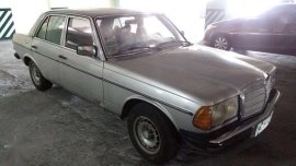 1977 Mercedes Benz W123 300D for sale 