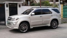 Toyota Fortuner g matic gas 2007 for sale