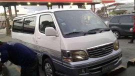 For sale Toyota Hiace Super Grandia 2005 model