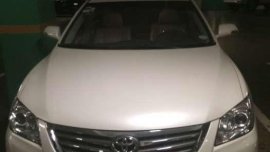 Toyota Camry 2.4V 2010 AT White Sedan For Sale 