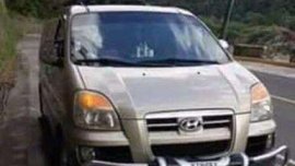 Hyundai Starex Rgx 2004 AT Beige For Sale 