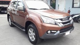 Well-maintained Isuzu MU-X 2016 for sale
