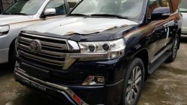 New 2018 Toyota Land Cruiser VX Premium Extreme Platinum Dubai for sale