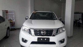 Nissan 2.5 Navara EL Calibre 6 MT 2018 All in Promo