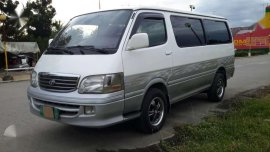 TOYOTA Hiace Super Grandia 2004 for sale 