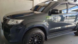Toyota Fortuner G 2012 Automatic Gray SUv For Sale 