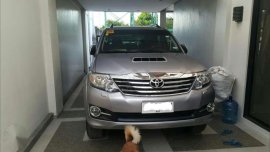 2015 Toyota Fortuner 2.5V (Top of the lin) AT