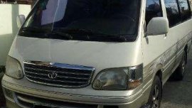 Toyota Hiace Super Grandia 2001 White For Sale 
