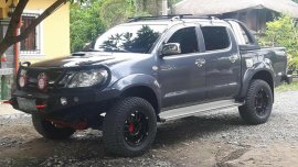 Toyota Hilux 4x2 manual diesel 2009 for sale