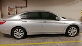 Honda Accord 2.4 2014 AT Silver Sedan For Sale 