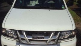 Isuzu Crosswind XT White 2015 White For Sale 