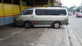 Well-maintained Toyota Hiace 2003 for sale