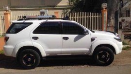 Toyota Fortuner white 2005 for sale