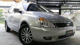 Well-kept Kia Carnival 2012 for sale