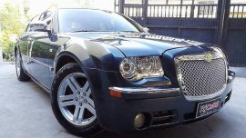 Well-maintained Chrysler 300C 2007 for sale
