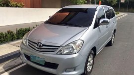 2010 Toyota Innova E for sale