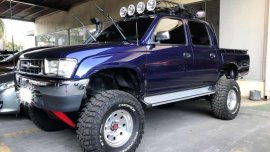 Toyota Hilux 2000 for sale