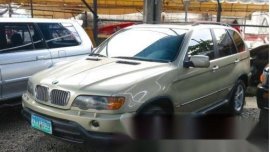 BMW X5 2000 • SUV • Gas • Automatic • 98000 kms