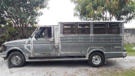 Well-kept Mitsubishi XLT Jeep for sale