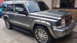 2010 Jeep Commander SUV Metallic Gray