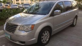 FOR SALE!!! 2011 Chrysler Town and Country