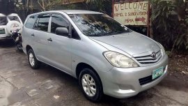 Toyota Innova 2009 E - VVTI Gas Engine for sale