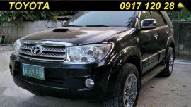 For sale Toyota Fortuner V diesel matic 4x4 2011