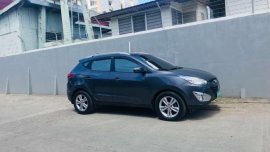 Hyundai Tucson Well Maintained Gray SUV For Sale 
