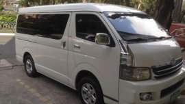2010 Hiace Super Grandia d4d matic tranny for sale