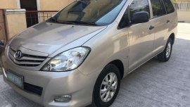 Toyota Innova 2011 E Automatic Diesel Beige For Sale 