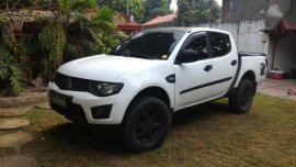 Like New Mitsubishi Strada for sale