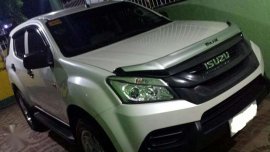 Isuzu Mu-X (Good as New) 2015 for sale 