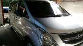 Hyundai Grand Starex Gold 2009 Silver For Sale 