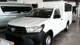 Toyota Hilux 2017 FX M/T for sale 