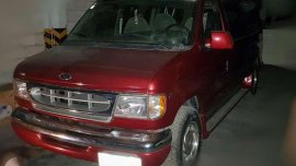 Ford E150 Chateau 2001 AT Red Van For Sale 