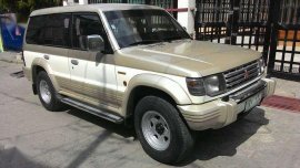 Mitsubishi Pajero 4x4 Automatic 2.5 Diesel For Sale 