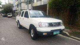 2011 Nissan Frontier Bravado MT - for sale