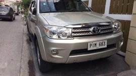 Toyota Fortuner Manual transmission 2011 model for sale