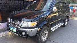 Isuzu Crosswind Sportivo 2010 year model FOR SALE