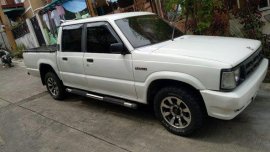 Well-maintained Mazda B2200 1995 for sale