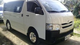 2015 Toyota Hiace commuter for sale 